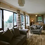 호텔 House &
