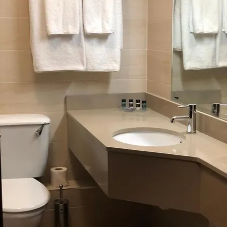 酒店 阿尔罗小屋酒店 3*